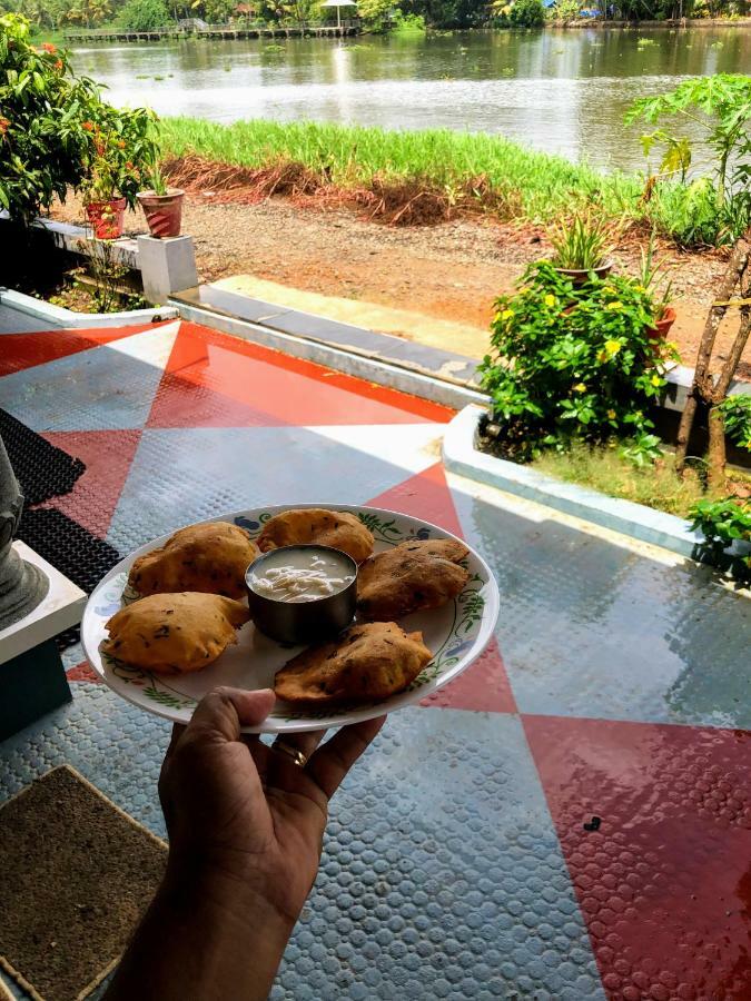 Ayana'S Homestay Alappuzha Buitenkant foto